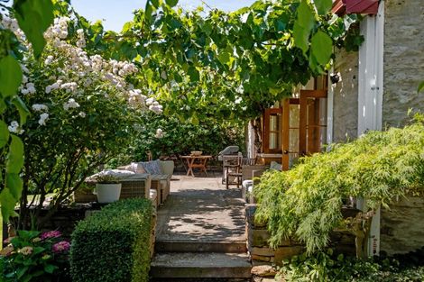 Photo of property in 94 Middleton Road, Upper Riccarton, Christchurch, 8041