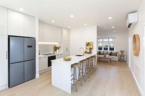 Photo of property in 142 North Avon Road, Richmond, Christchurch, 8013