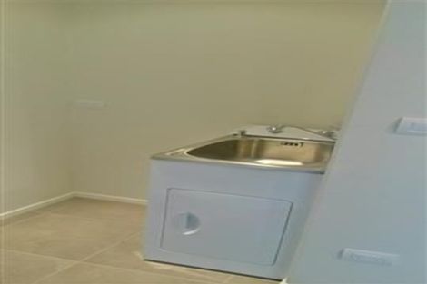 Photo of property in 33 Crabb Fields Lane, Riverhead, 0820