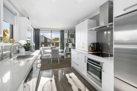 Photo of property in 8 Glen Place, Parklands, Christchurch, 8083