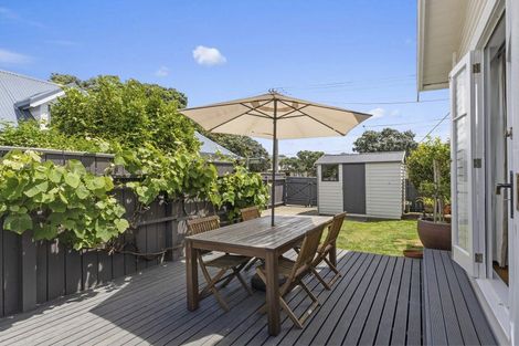 Photo of property in 72 Park Road, Miramar, Wellington, 6022