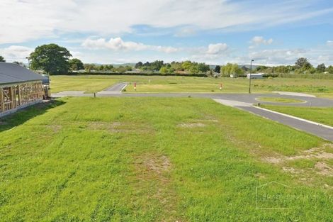 Photo of property in 33 Westwood Drive, Aokautere, Palmerston North, 4471