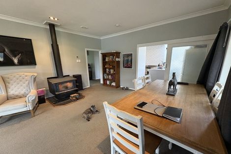 Photo of property in 112 Upper Fitzherbert Road, Wainuiomata, 5373