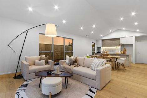 Photo of property in 5 Lorenzos Lane, Halswell, Christchurch, 8025