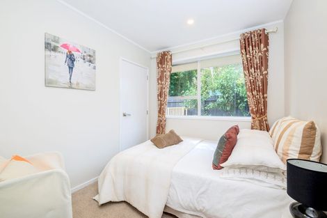 Photo of property in 1/251 Forrest Hill Road, Forrest Hill, Auckland, 0620