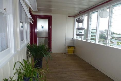 Photo of property in 6 Lincoln Road, Bluff Hill, Napier, 4110