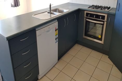 Photo of property in 2/3 Orwell Road, Greenhithe, Auckland, 0632