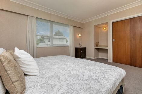 Photo of property in 14 Dudding Avenue, Northcote, Auckland, 0627