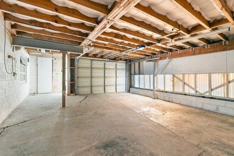 Photo of property in 1 Elizabeth Place, Mairangi Bay, Auckland, 0630