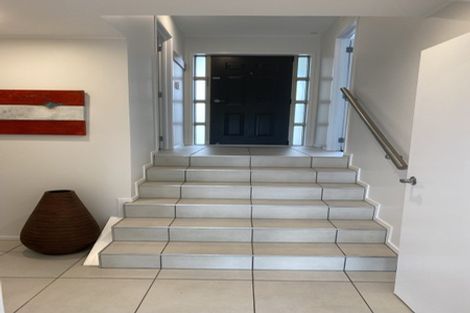 Photo of property in 8 Diosma Place, Botany Downs, Auckland, 2010