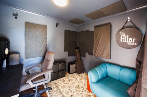 Photo of property in 59 Limbrick Street, Terrace End, Palmerston North, 4410