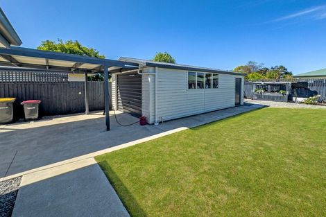 Photo of property in 39 Vivian Street, Burwood, Christchurch, 8083