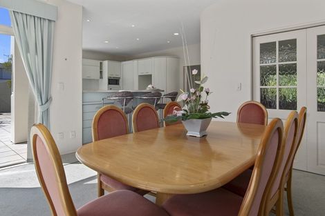 Photo of property in 10 Ashwood Grove, Omokoroa, 3114