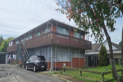 Photo of property in 4/22 Deere Avenue, Fenton Park, Rotorua, 3010