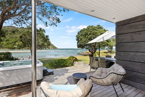 Photo of property in 28 The Strand, Waiwera, Orewa, 0994