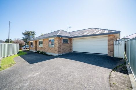 Photo of property in 426 Featherston Street, Palmerston North, 4414
