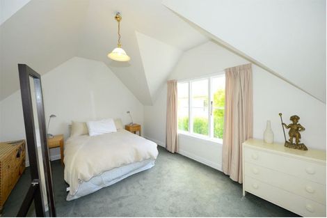 Photo of property in 62 Kotare Street, Fendalton, Christchurch, 8041