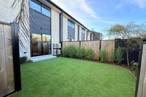 Photo of property in 2/5 Shearer Avenue, Papanui, Christchurch, 8052