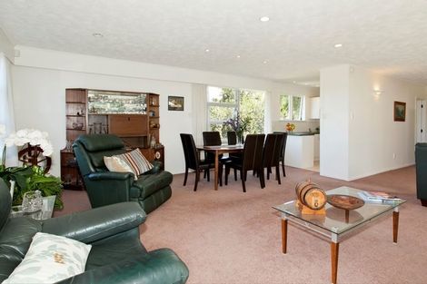 Photo of property in 142 Glamorgan Drive, Torbay, Auckland, 0630