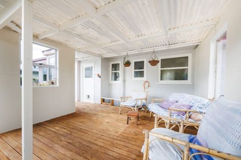 Photo of property in 8 Duff Crescent, Highbury, Palmerston North, 4412