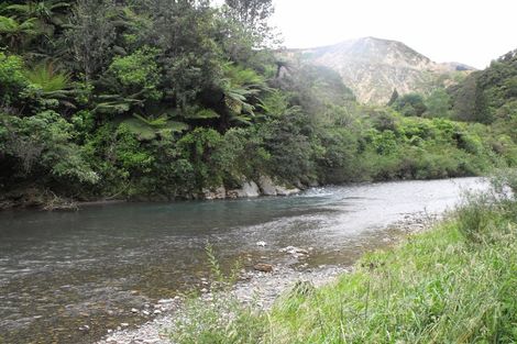 Photo of property in 102 Pakihi Road, Toatoa, Opotiki, 3197