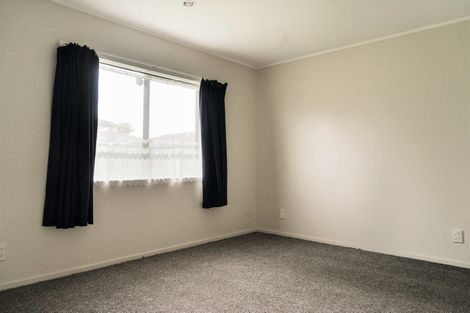 Photo of property in 2/32 Limond Street, Randwick Park, Auckland, 2105