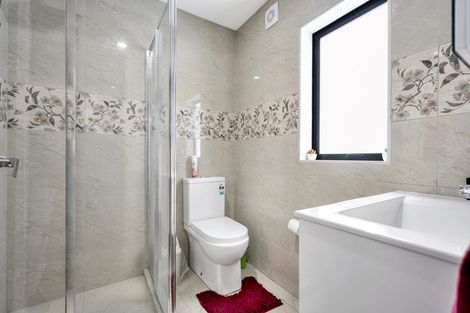 Photo of property in 21e Fort Richard Road, Otahuhu, Auckland, 1062