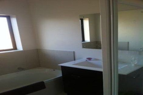 Photo of property in 83 Tiriwa Drive, Massey, Auckland, 0614