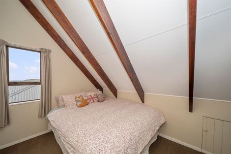 Photo of property in 18b Virginia Place, Whalers Gate, New Plymouth, 4310