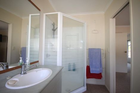 Photo of property in 1228 Hikuai Settlement Road, Pauanui, Hikuai, 3579