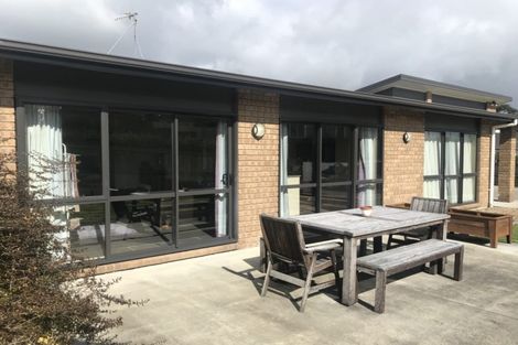 Photo of property in 2 Nicks Way, Flagstaff, Hamilton, 3210