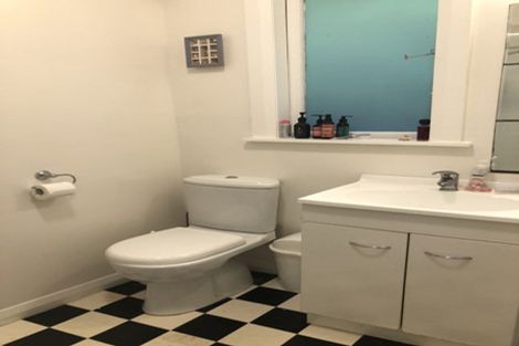 Photo of property in 66 Holloway Road, Aro Valley, Wellington, 6021