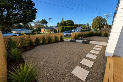 Photo of property in 1/36 Longburn Road, Henderson, Auckland, 0610