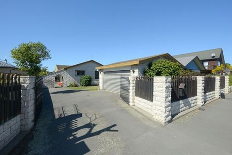 Photo of property in 246 Main Road North, Redwood, Christchurch, 8051