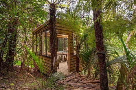 Photo of property in 13 Kauri Road, Birkenhead, Auckland, 0626