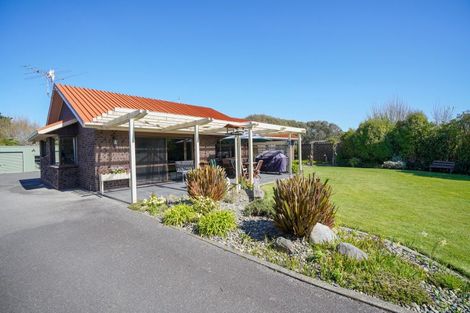 Photo of property in 211 Dunns Road, Otatara, Invercargill, 9879