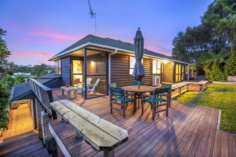 Photo of property in 16 Eclipse Lane, Whitby, Porirua, 5024