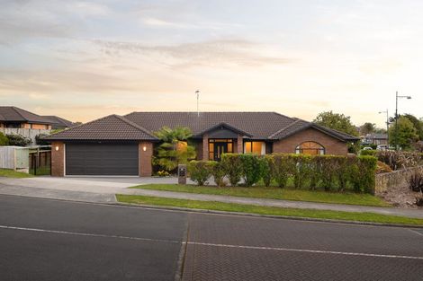 Photo of property in 102 Barrington Drive, Huntington, Hamilton, 3210