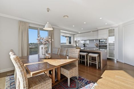 Photo of property in 61 Hawkridge Heights, Bethlehem, Tauranga, 3110