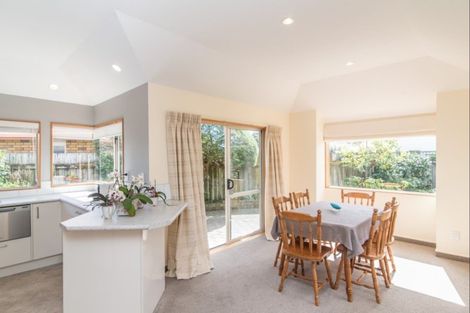 Photo of property in 31 Beach Haven Place, Paraparaumu Beach, Paraparaumu, 5032