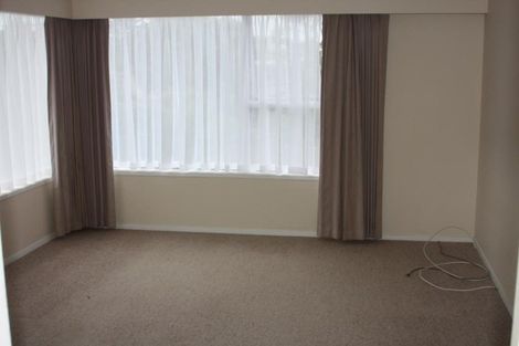Photo of property in 2/181 Forrest Hill Road, Forrest Hill, Auckland, 0620