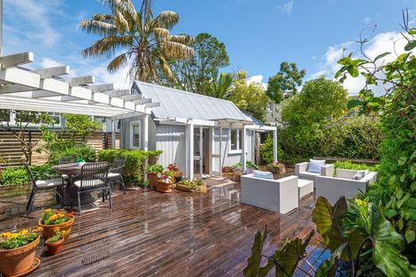 Photo of property in 13 Anne Street, Devonport, Auckland, 0624