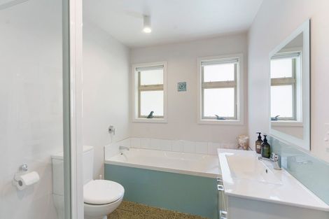 Photo of property in 24 Settlement Road, Te Horo, Otaki, 5582