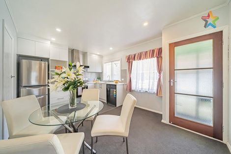 Photo of property in 1 Fairfield Avenue, Fairfield, Lower Hutt, 5011