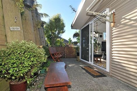 Photo of property in 8b Hollies Crescent, Johnsonville, Wellington, 6037