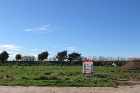 Photo of property in 7 Crabapple Close, Milson, Palmerston North, 4414