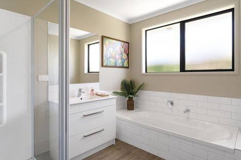 Photo of property in 119 Penetaka Heights, Pyes Pa, Tauranga, 3112