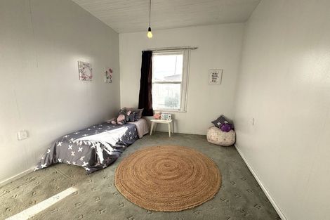 Photo of property in 21 Elderlee Street, Milton, 9220