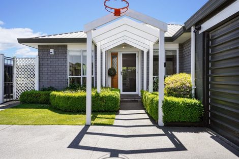 Photo of property in 2/29 Dunedin Street, Redwood, Christchurch, 8051