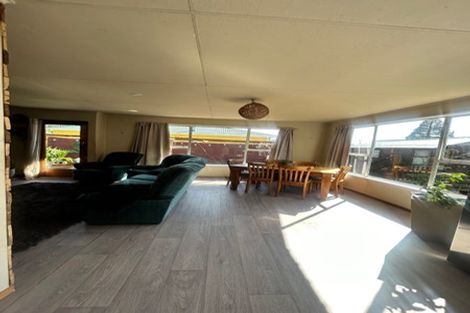 Photo of property in 51 Kent Street, Picton, 7220